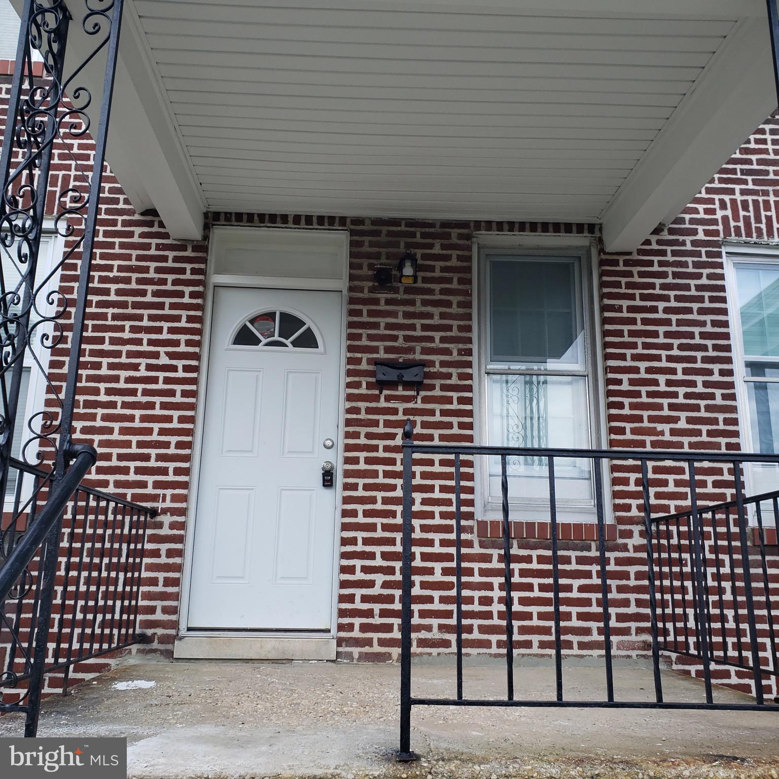 FOUR BY FOUR - Residential