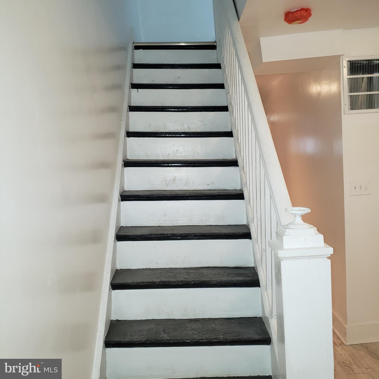 FOUR BY FOUR - Residential