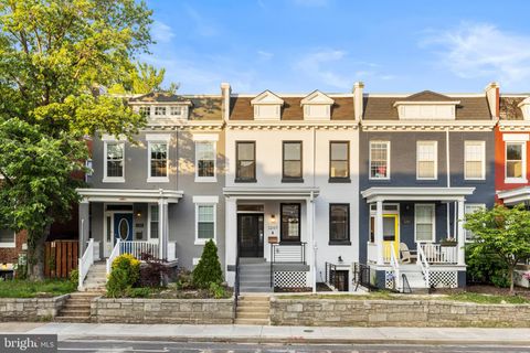 3207 WARDER STREET NW WASHINGTON DC 20010