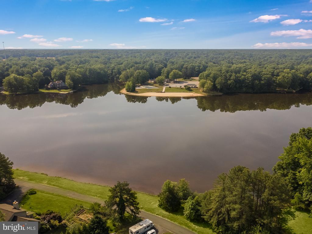 LAKE LAND OR - Residential