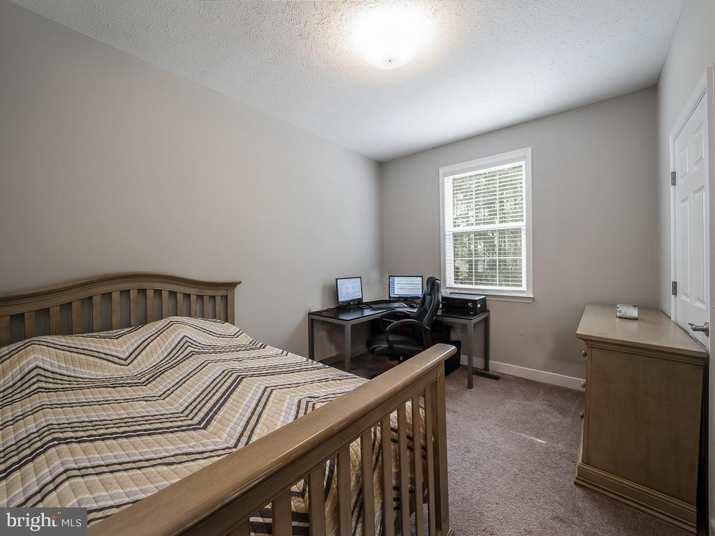 LAKE LAND OR - Residential