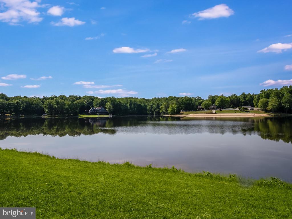 LAKE LAND OR - Residential