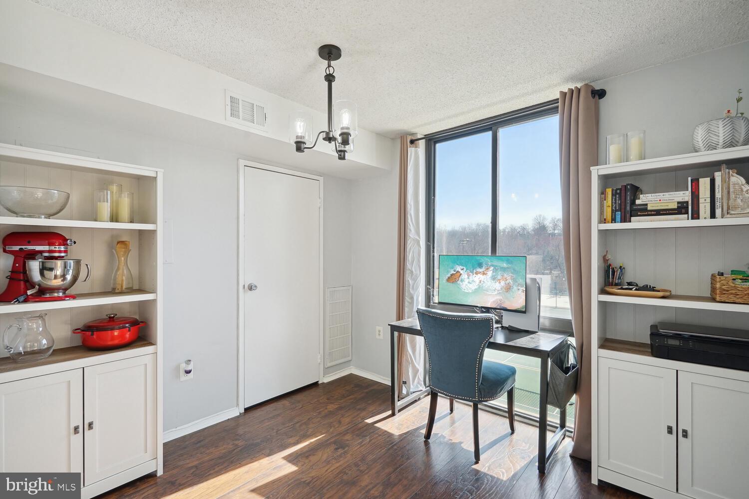 THE BRITTANY - Residential