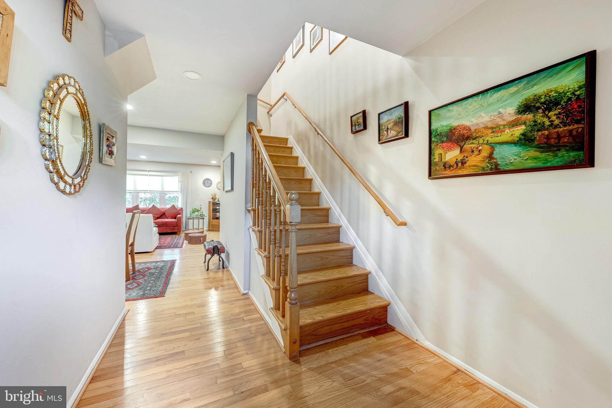 CARDINAL SQUARE - Residential