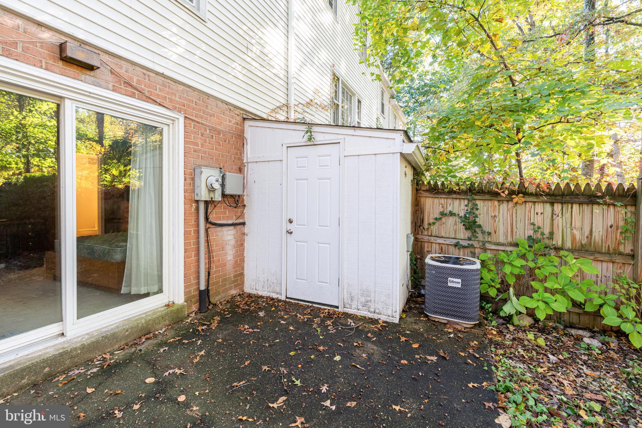 CARDINAL SQUARE - Residential