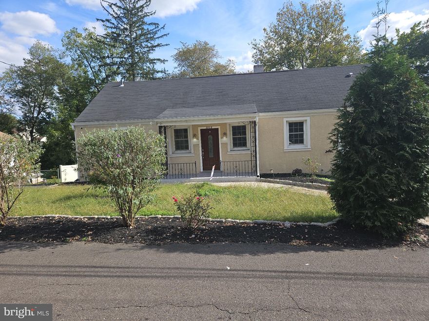 Come see this beautiful detached home featuring updated and upgraded rooms throughout, beautiful kitchen, upper level finished, basement unfinished with sunroom and access to rear, fenced yard. Concrete service walk to main entrance, driveway and garage with keypad. Wood floors and ceiling light fixture on all  levels, full bath on each level, lots of storage, scenic views in rear, convenient to stores, public transportation and restaurants.