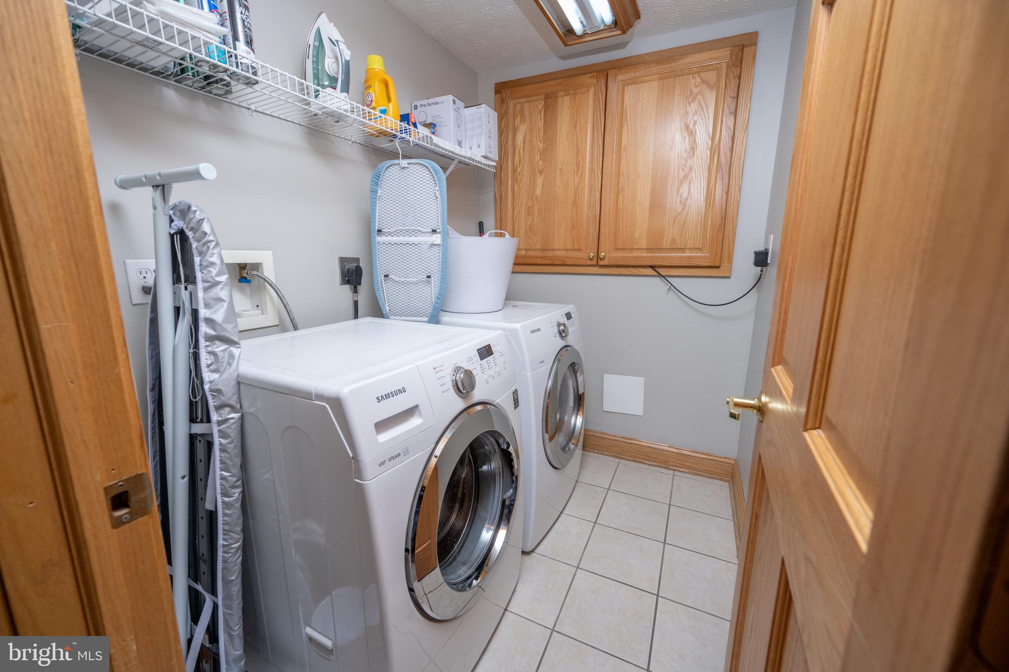 THE PINNACLE - Residential