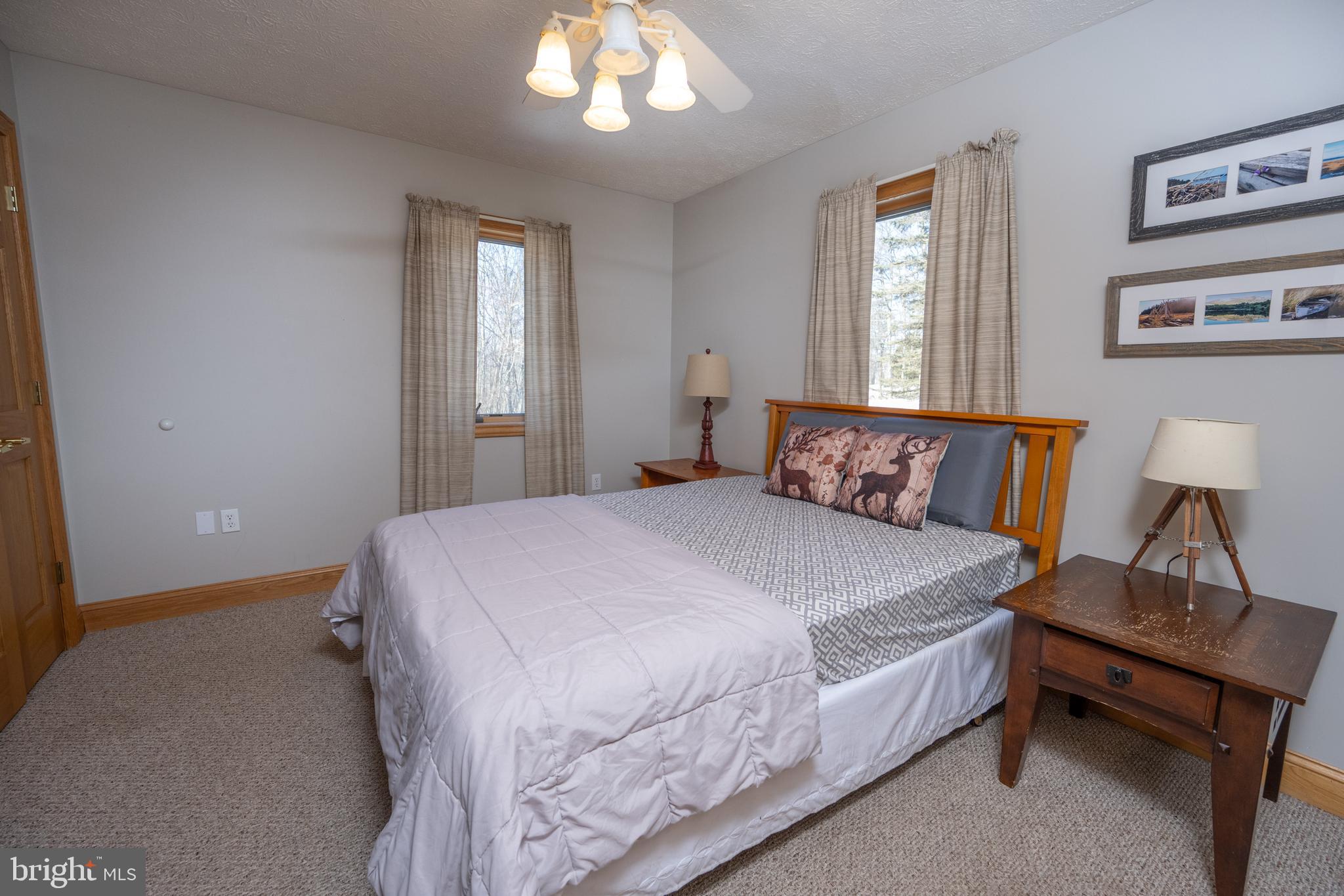 THE PINNACLE - Residential