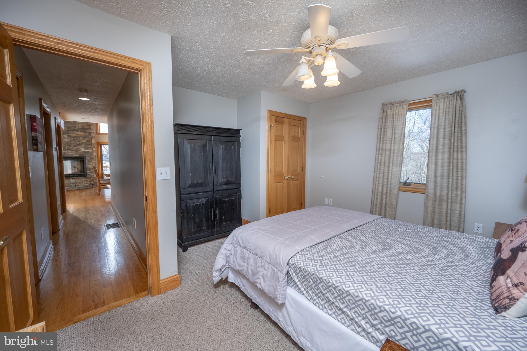 THE PINNACLE - Residential