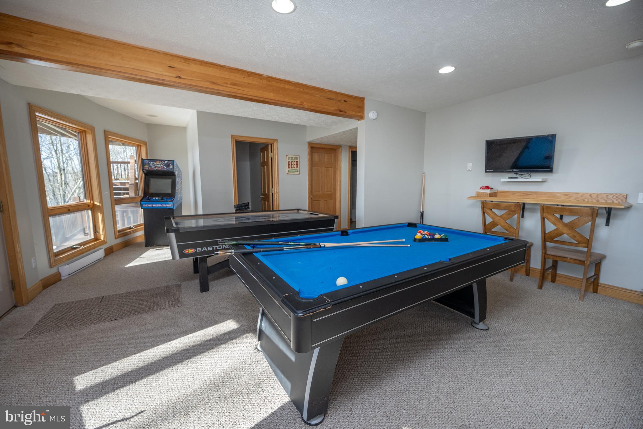 THE PINNACLE - Residential