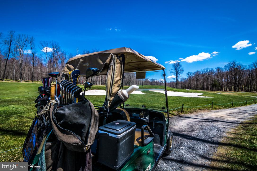 THE PINNACLE - Residential