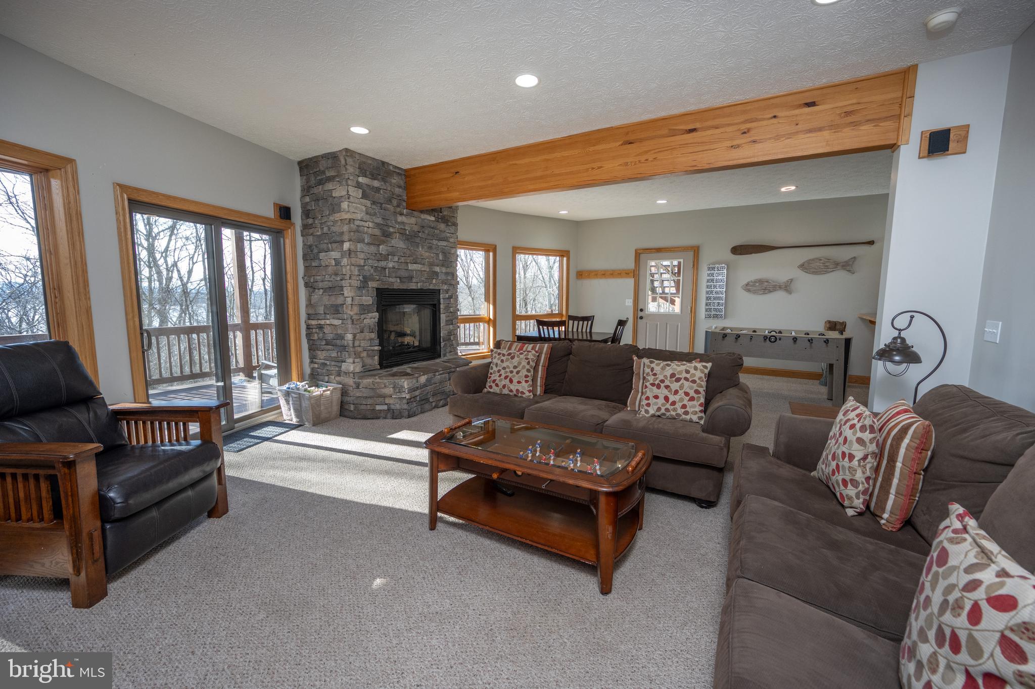 THE PINNACLE - Residential