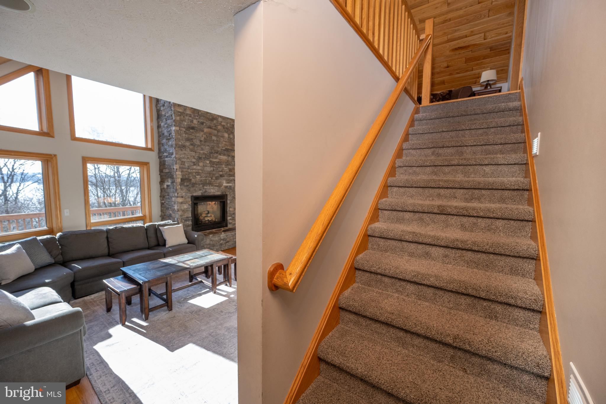 THE PINNACLE - Residential