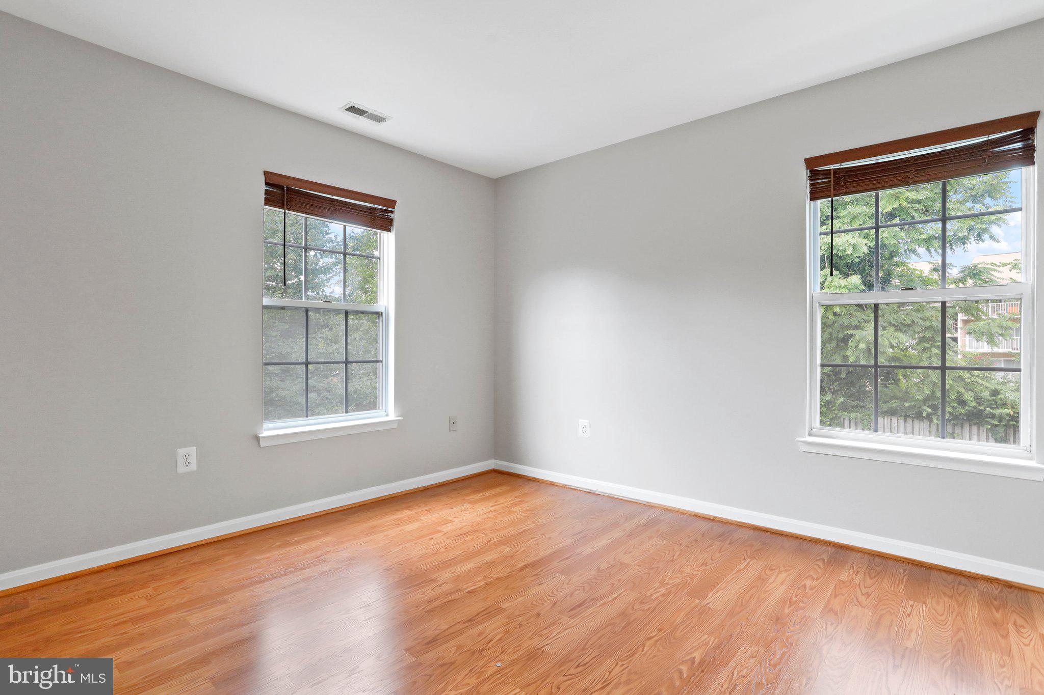 MILL CROSSING - Residential