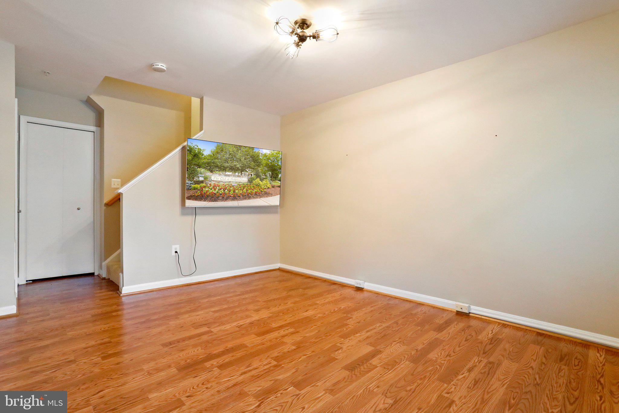 MILL CROSSING - Residential