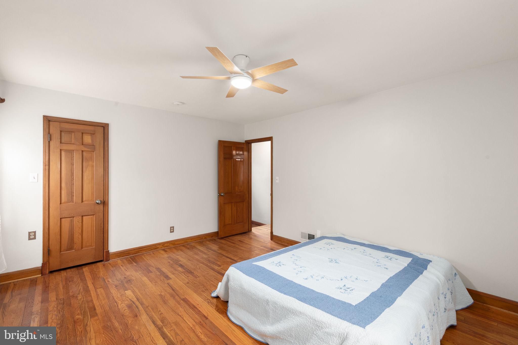 LAURAVILLE HISTORIC DISTRICT - Residential