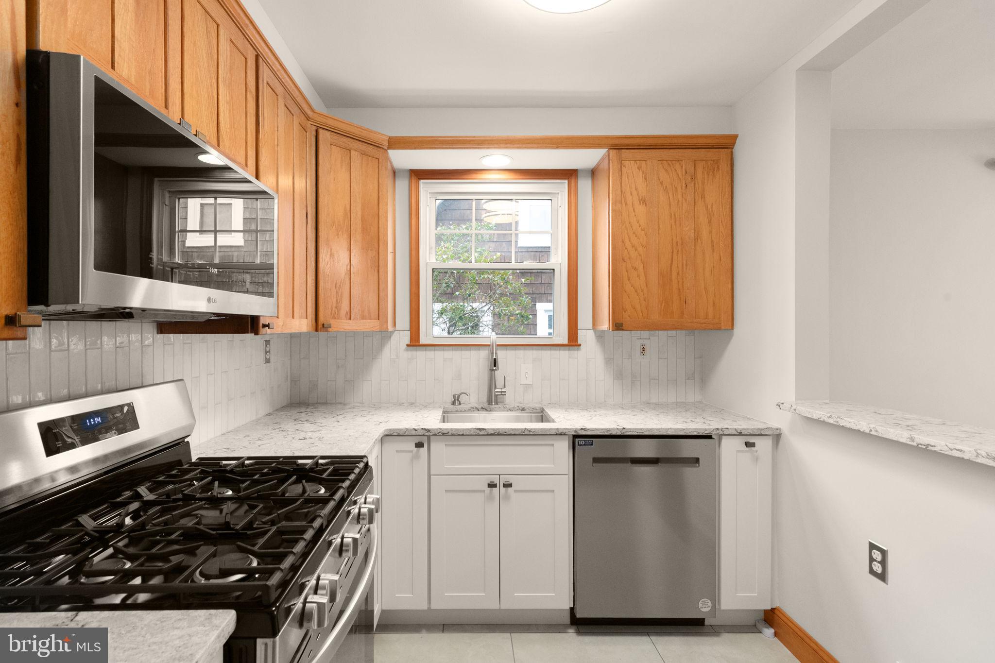 LAURAVILLE HISTORIC DISTRICT - Residential