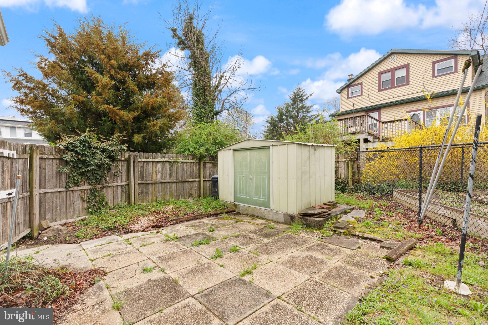 LAURAVILLE HISTORIC DISTRICT - Residential