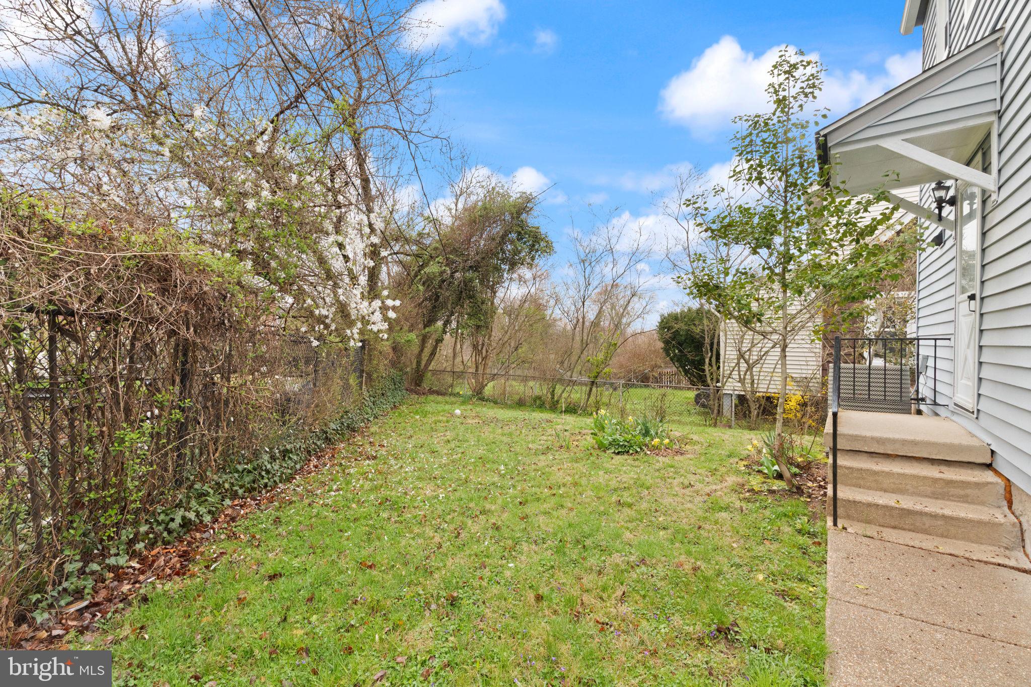 LAURAVILLE HISTORIC DISTRICT - Residential