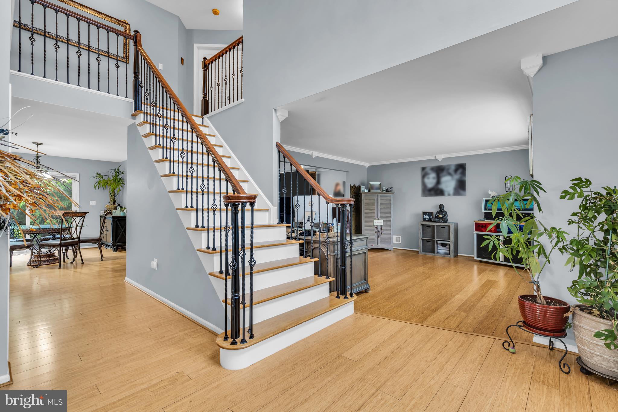 2 TANAGER LANE