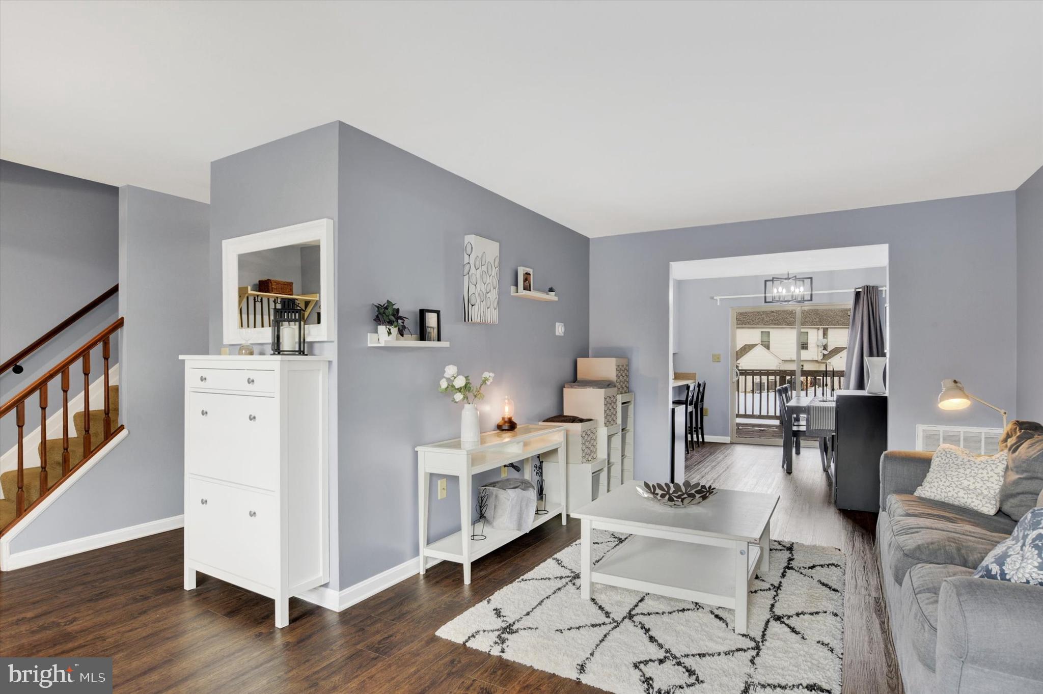 305 SADDLE RIDGE COURT