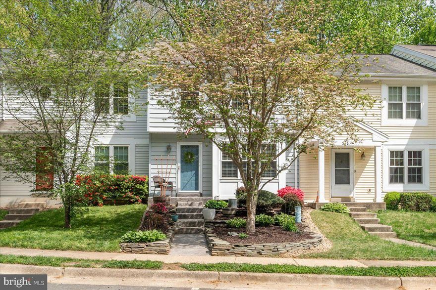 SUNDAY OPEN HOUSE CANCELED! Fantastic Montclair townhome hits the market in Dumfries, VA! This home offers 3 bedrooms, 2.5 bathrooms and 1655 square feet of living space. Enjoy a charming front porch overlooking the landscaped yard and 2 assigned parking spaces right out front. The main level offers a spacious kitchen with brand new quartz counters, powder room, a dining room plus a family room with walk out to the rear deck. The upper level has 3 spacious bedrooms and 2 updated baths. The lower level has a large recreation room, utility and laundry room with a walk-out to the fenced rear yard backing to trees. Located in the Prince William County School System; this home is zoned for Montclair Elementary, Saunders Middle and Forest Park High School. Montclair amenities include a stocked lake, 3 beaches, a boat ramp, a boat storage, fishing piers, playgrounds/tot lots, ball fields, exercise stations, new dog park, 18-hole golf course with full-service Country Club. Minutes to shopping, restaurants and major commuter routes.