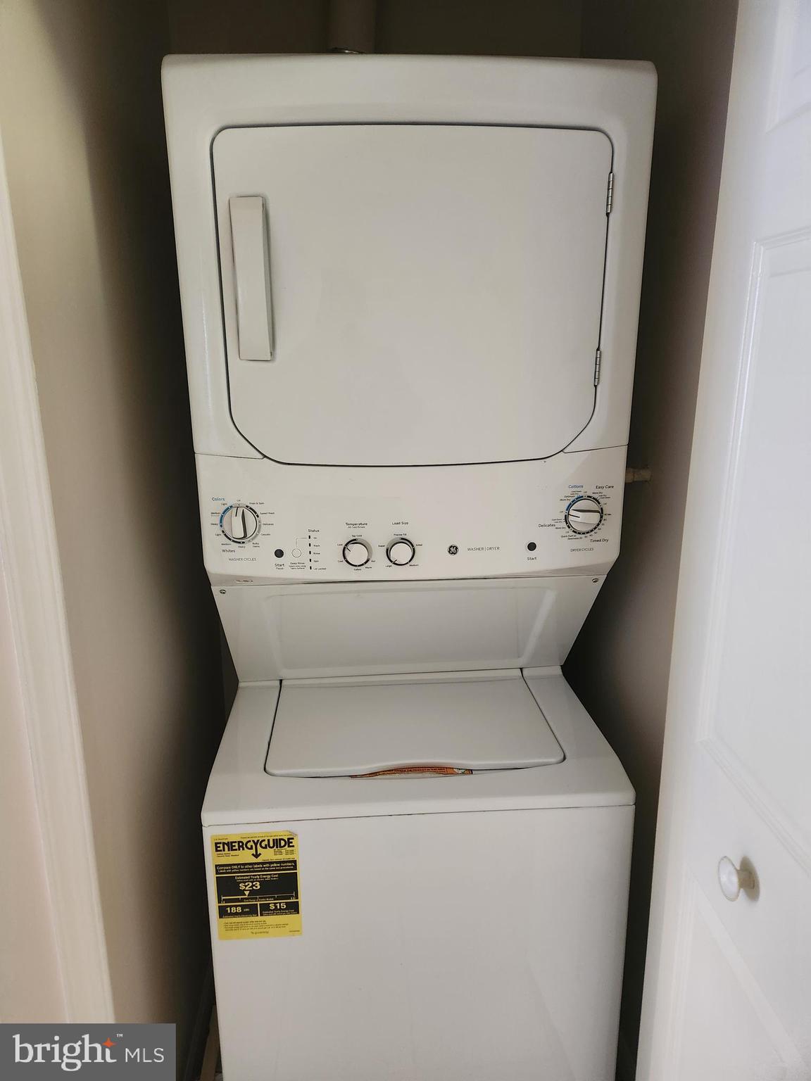 LARGO TOWN CENTER CONDOMINIUMS - Residential