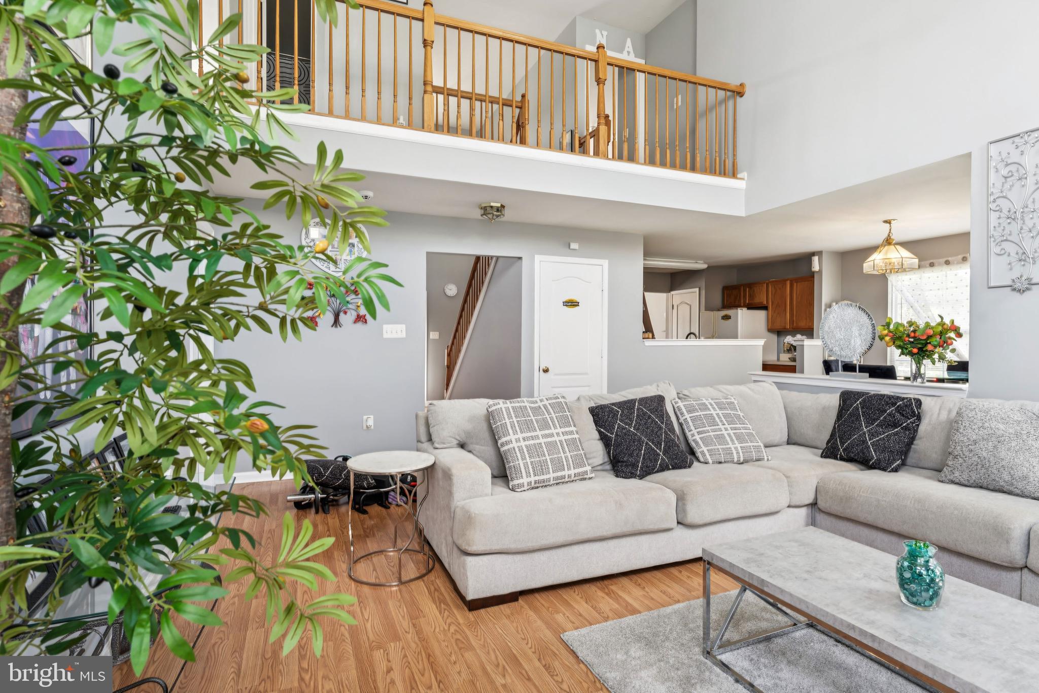 4320 CASTLETOWER COURT