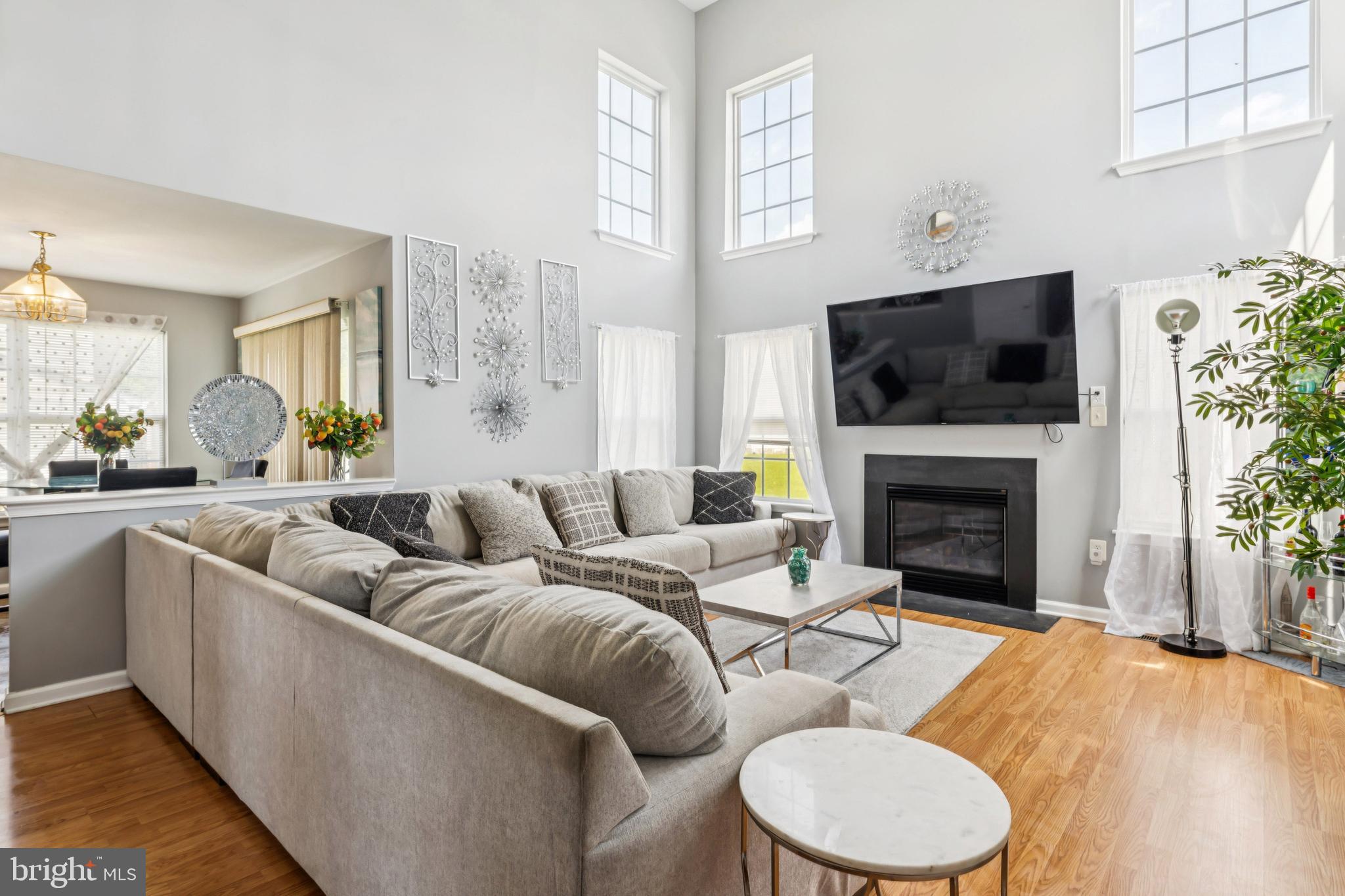 4320 CASTLETOWER COURT