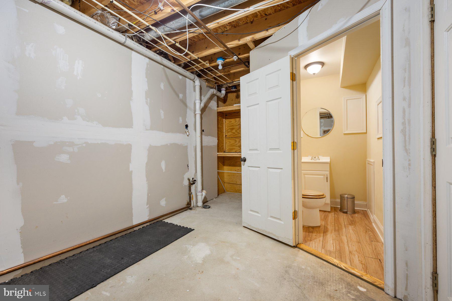 OWINGS MILLS - Residential