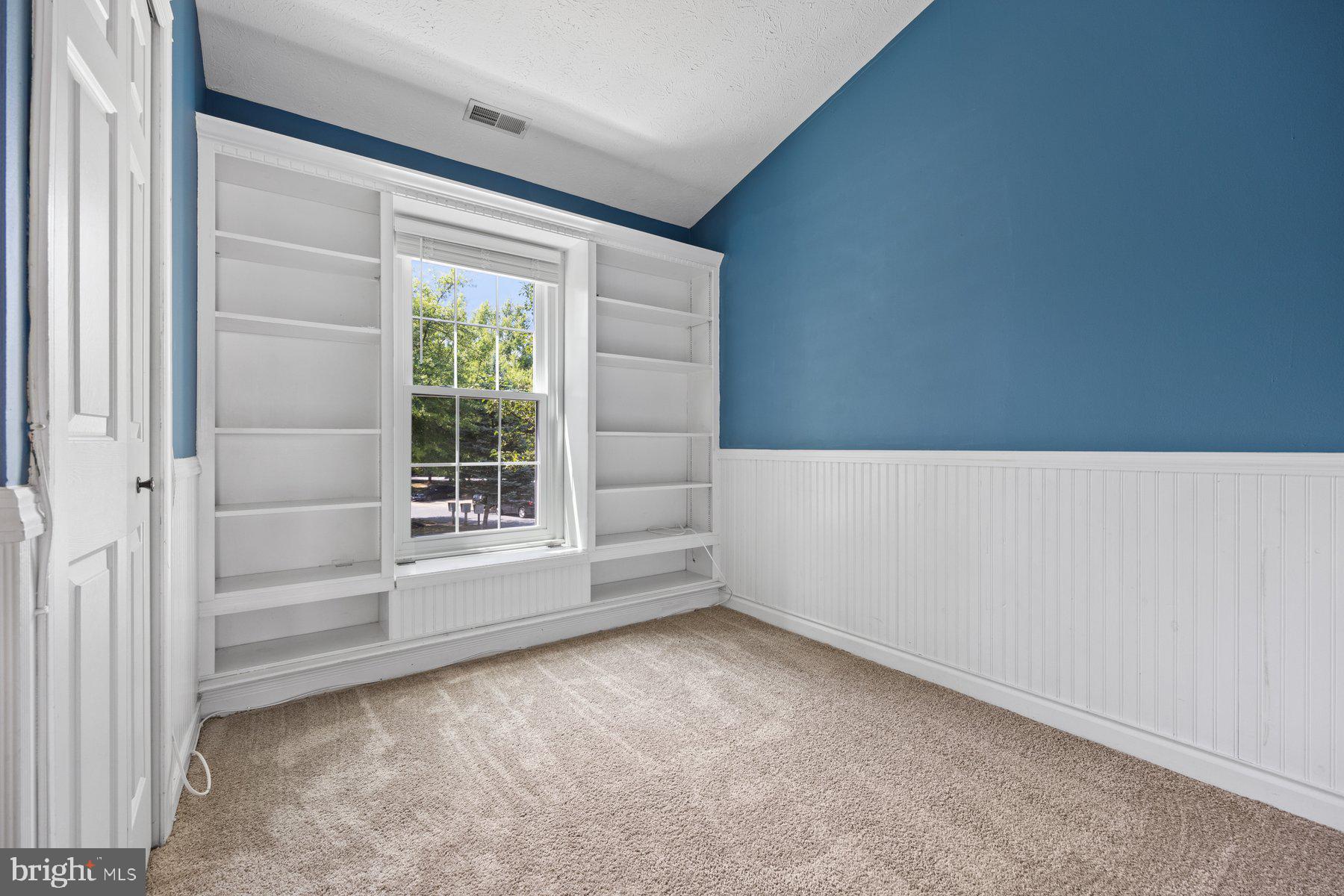 OWINGS MILLS - Residential