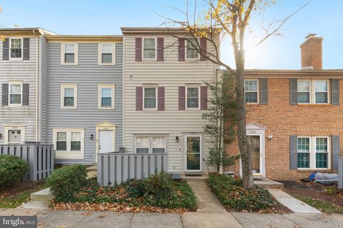 Photo of 3002 Piano Lane #42, SILVER SPRING, MD 20904 (MLS # MDMC2208106)