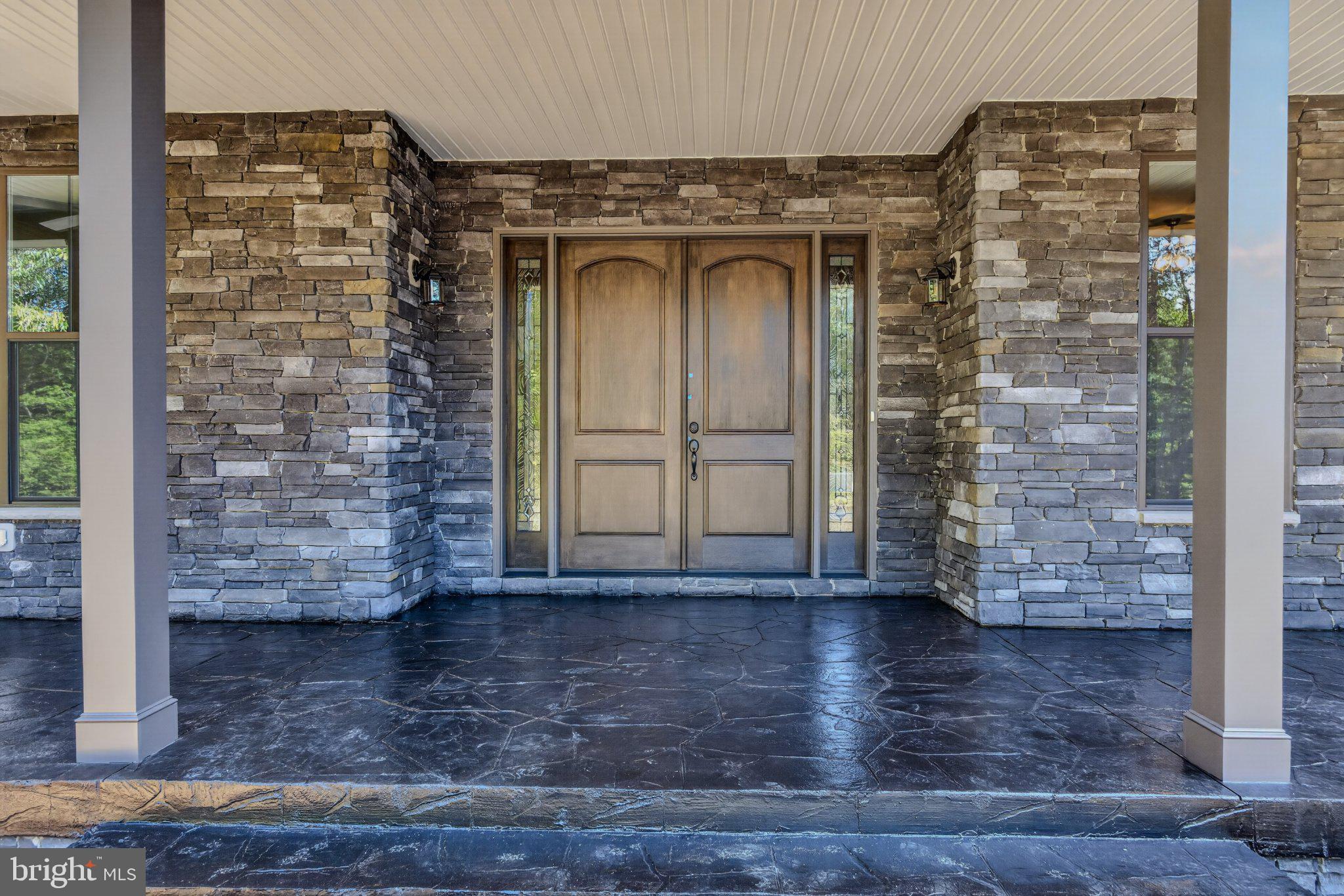 6385 PASTURE COURT