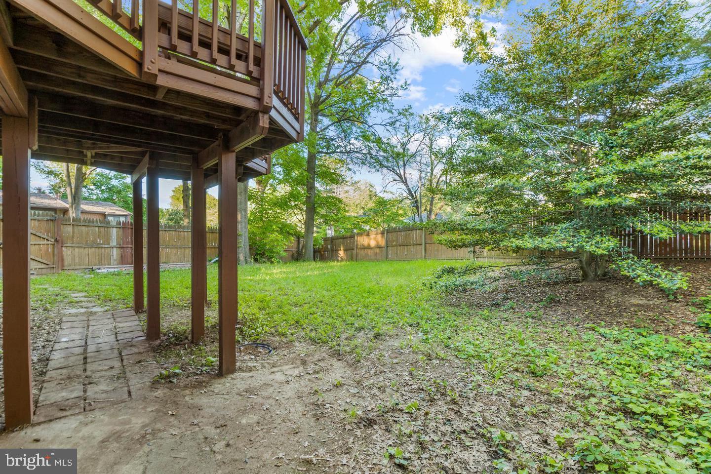 AMERICANA FAIRFAX - Residential Lease