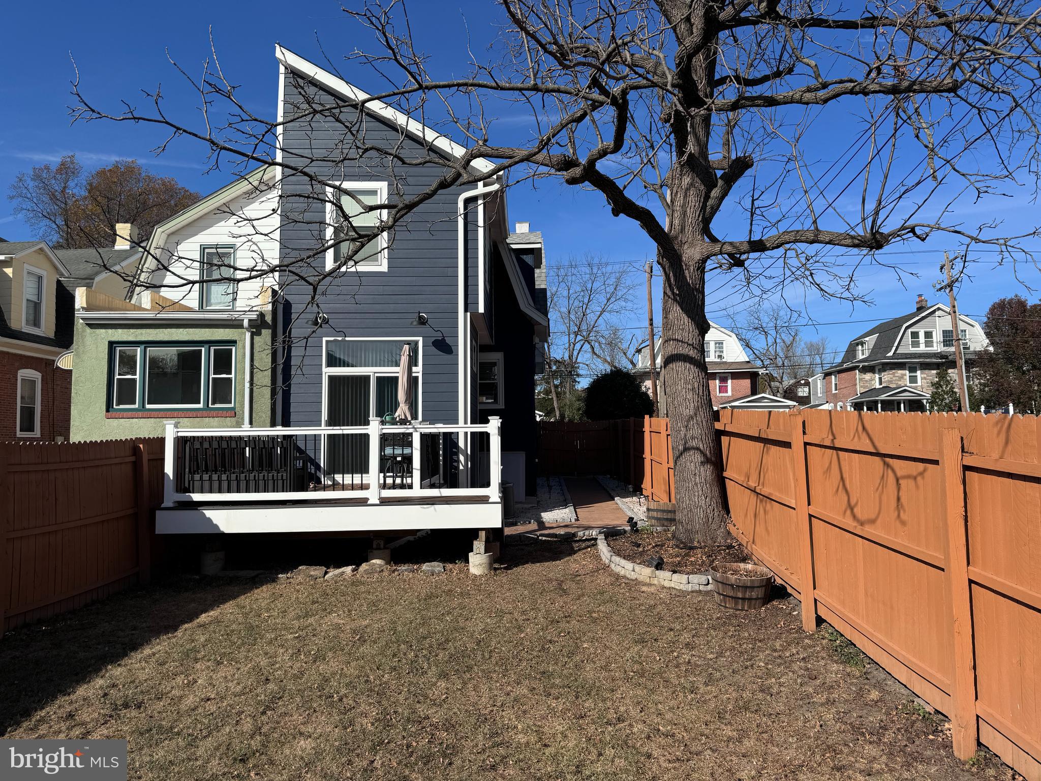 ARDMORE PARK - Residential