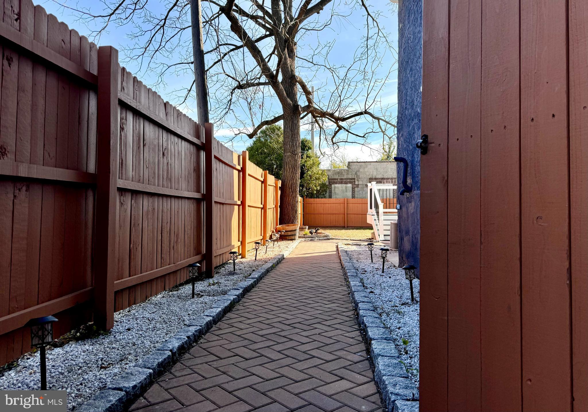 ARDMORE PARK - Residential