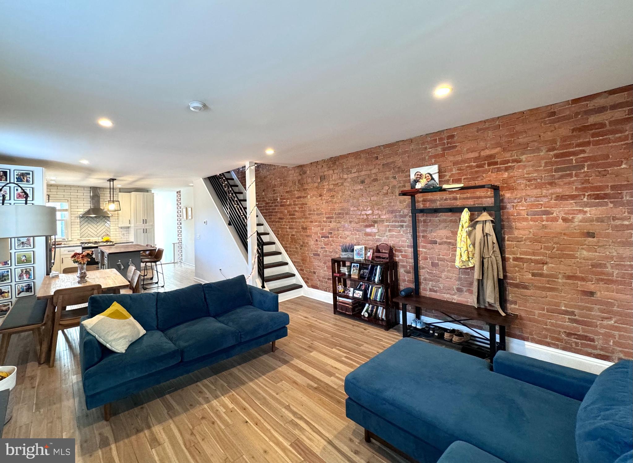 ARDMORE PARK - Residential