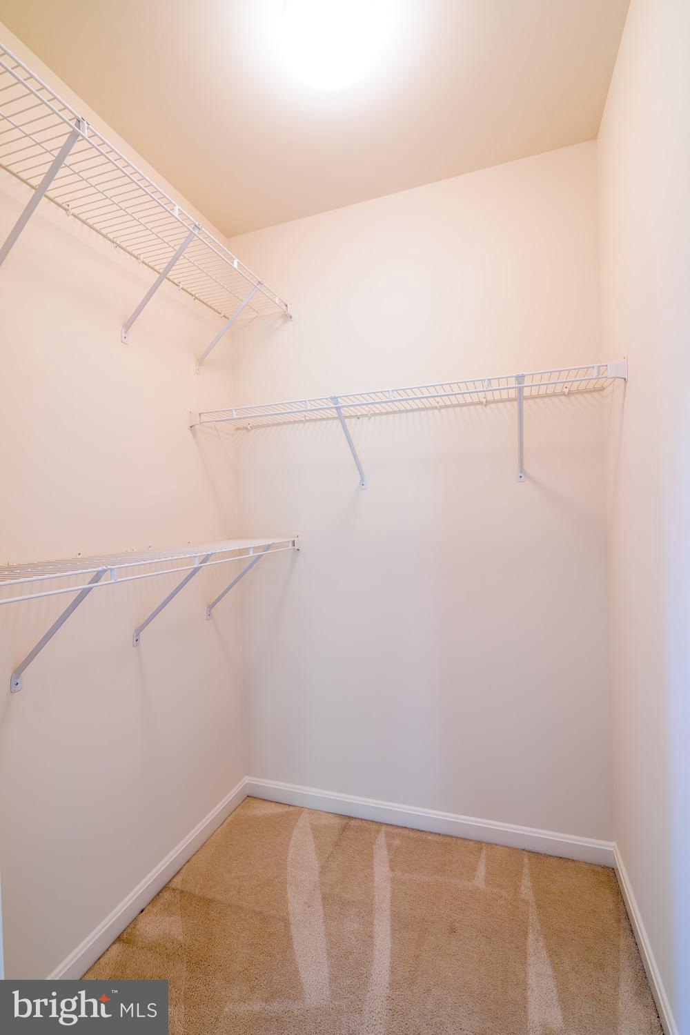 BLOOMS CROSSING - Residential