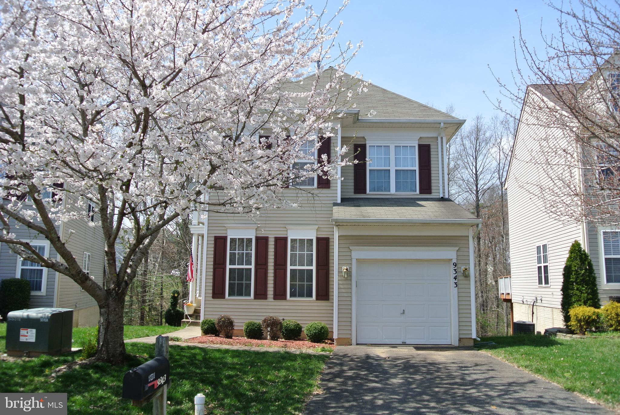 BLOOMS CROSSING - Residential