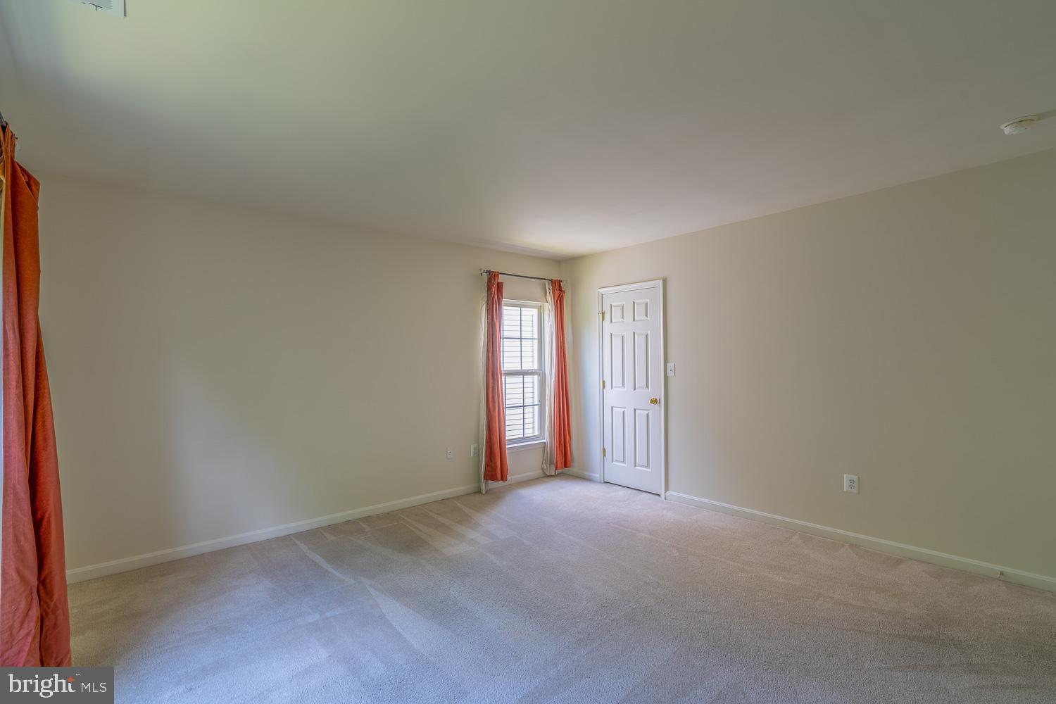 BLOOMS CROSSING - Residential