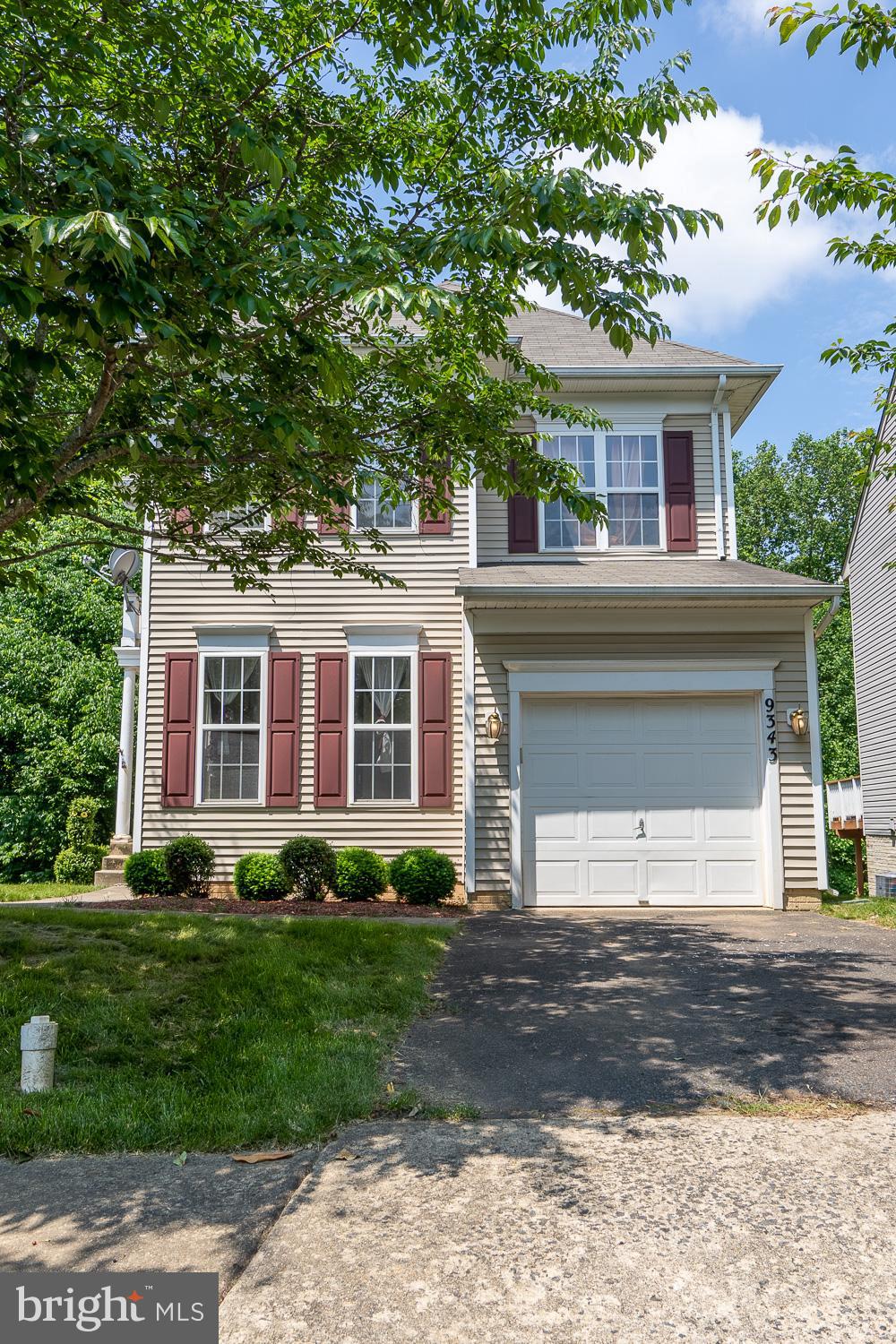 BLOOMS CROSSING - Residential