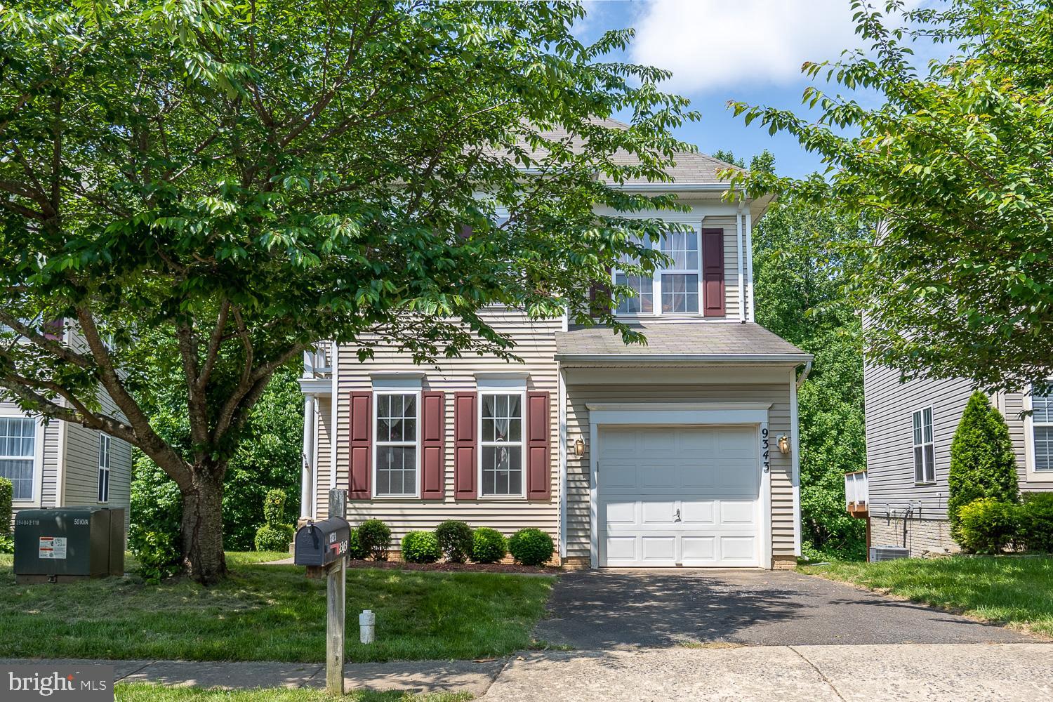 BLOOMS CROSSING - Residential