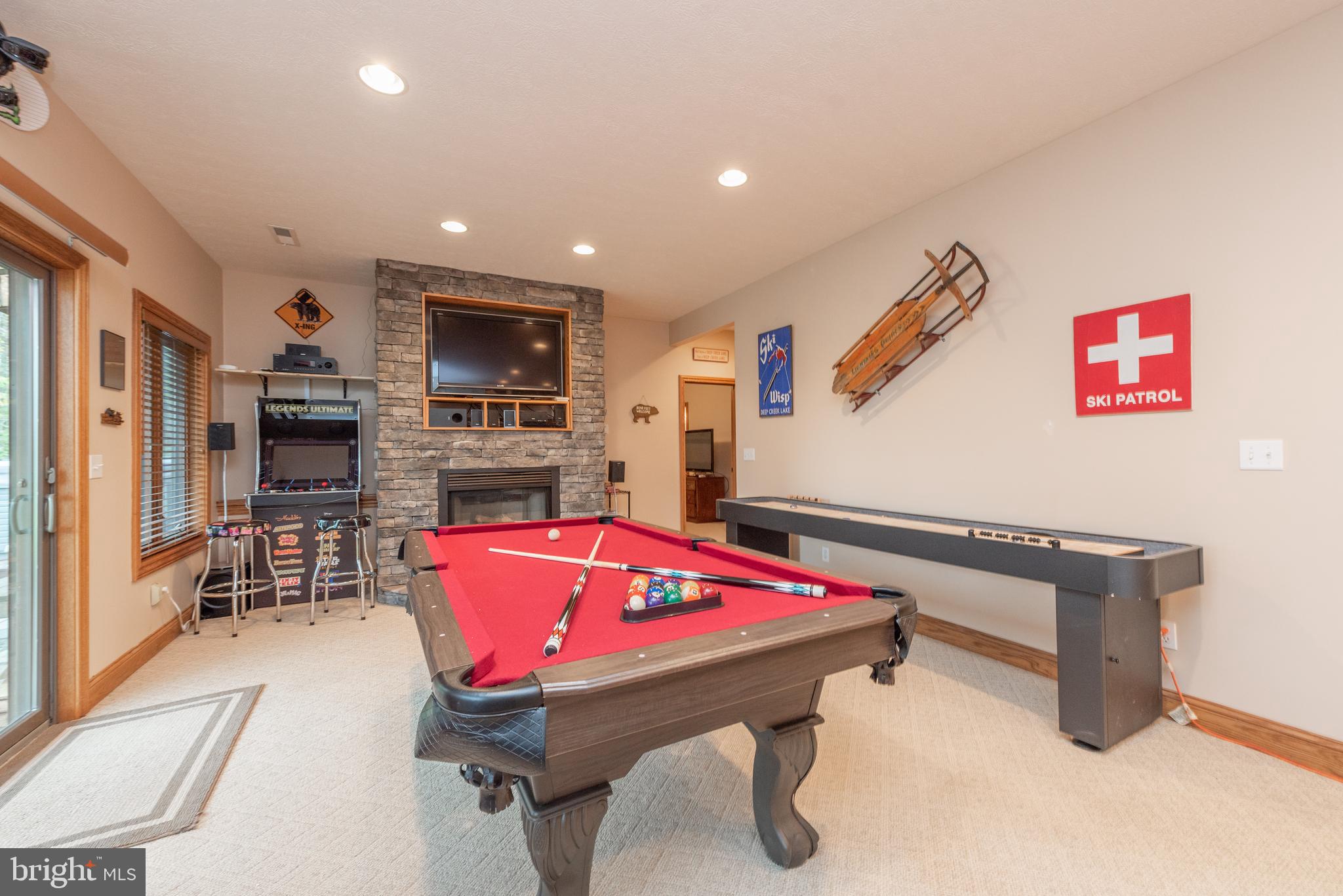 395 WOODLANDS HILL LANE