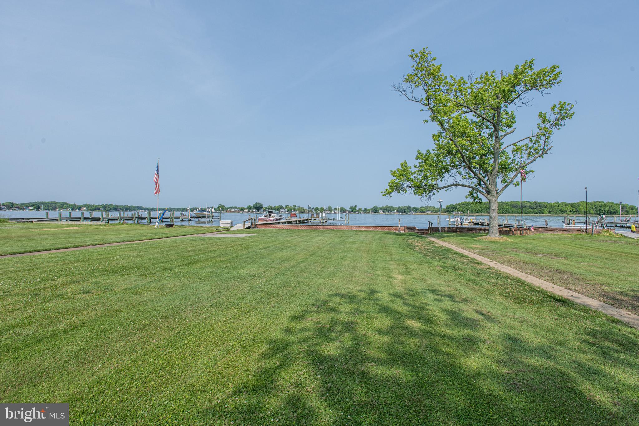 LONG BEACH ESTATES - Residential