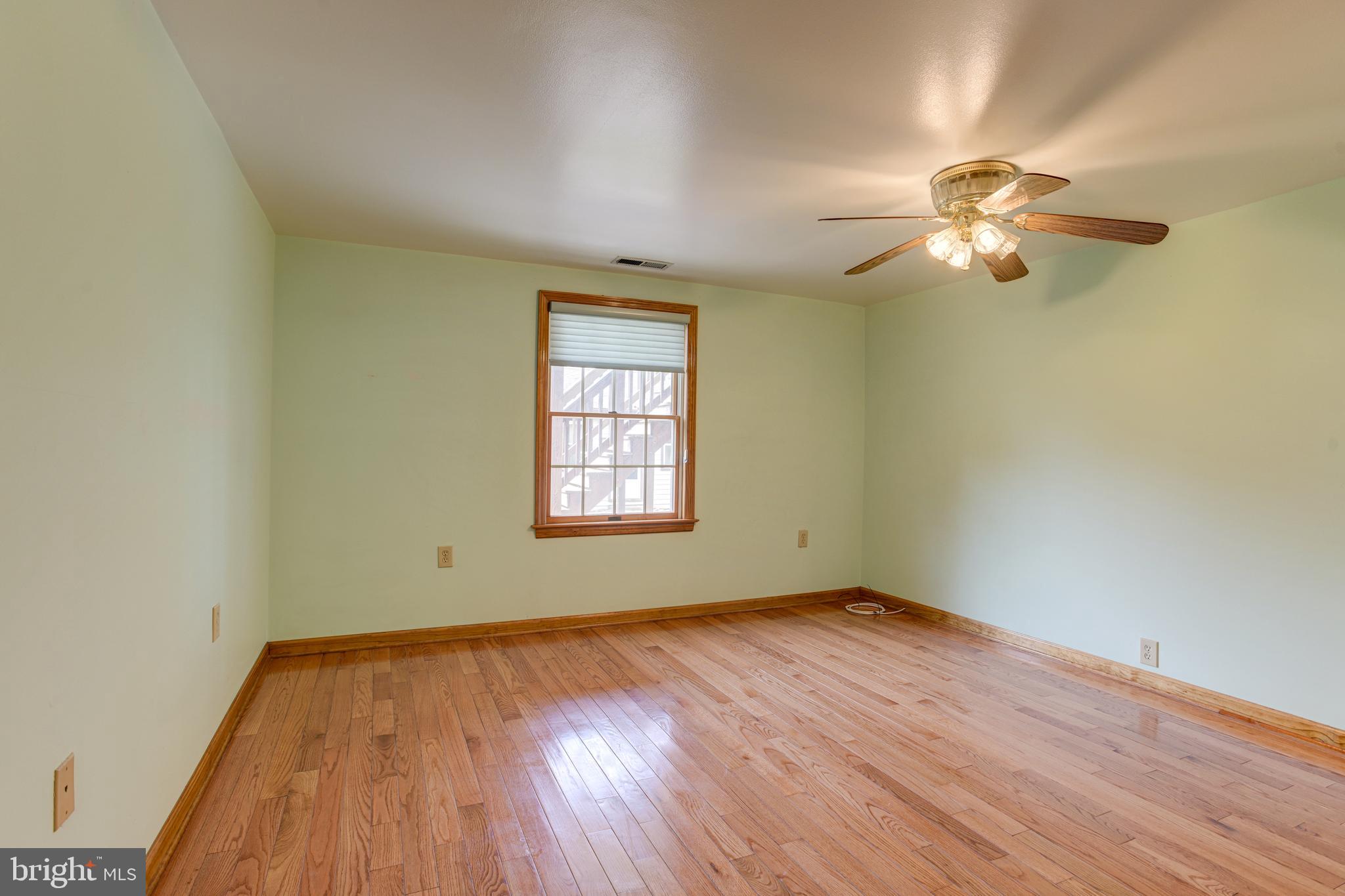 LONG BEACH ESTATES - Residential