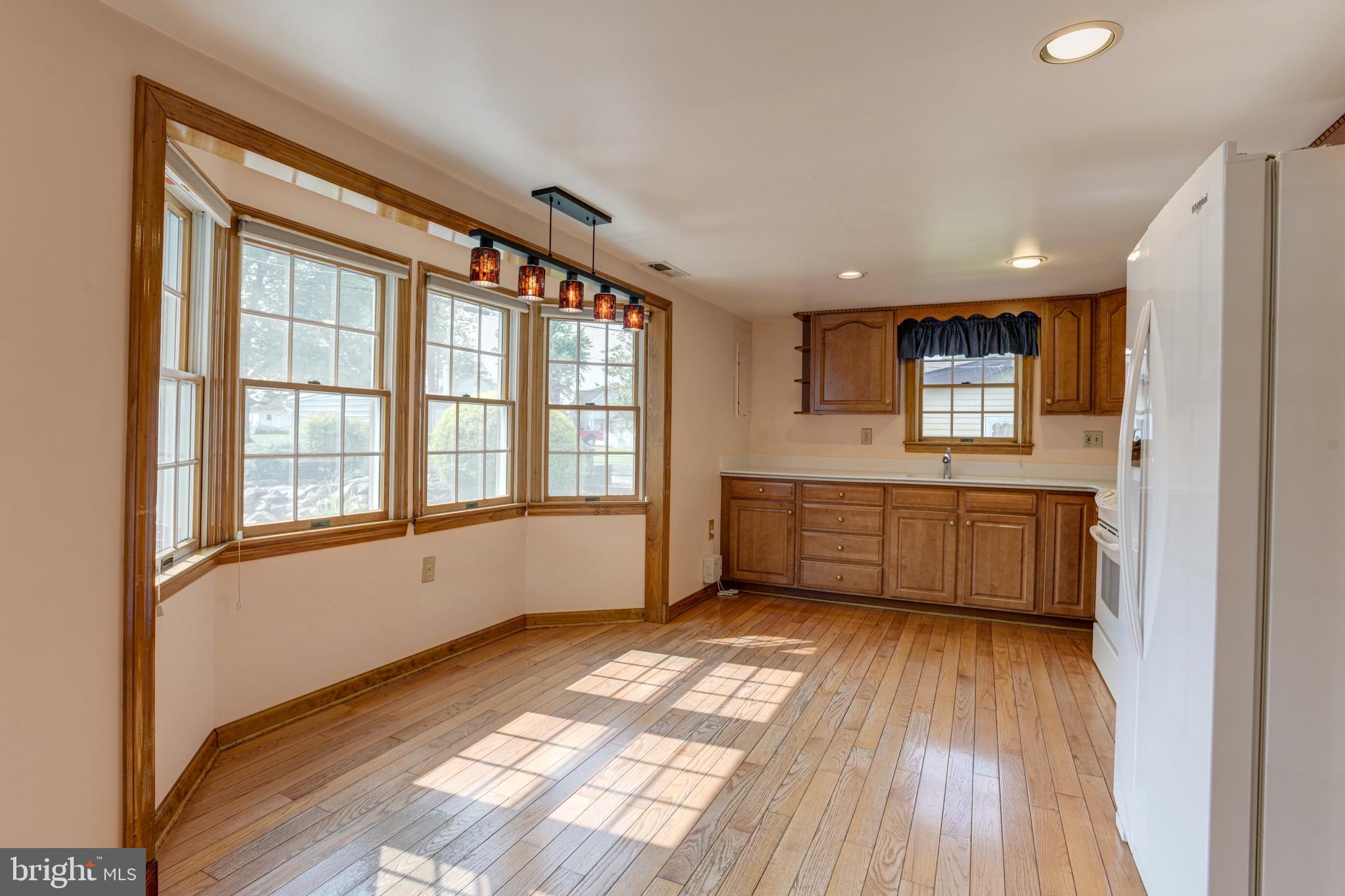 LONG BEACH ESTATES - Residential