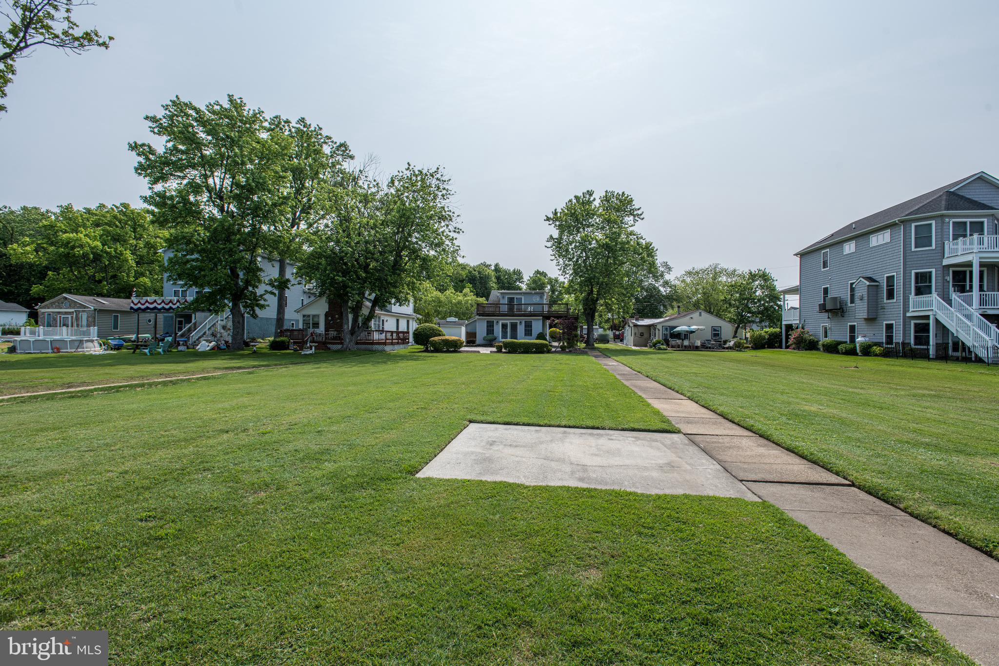 LONG BEACH ESTATES - Residential