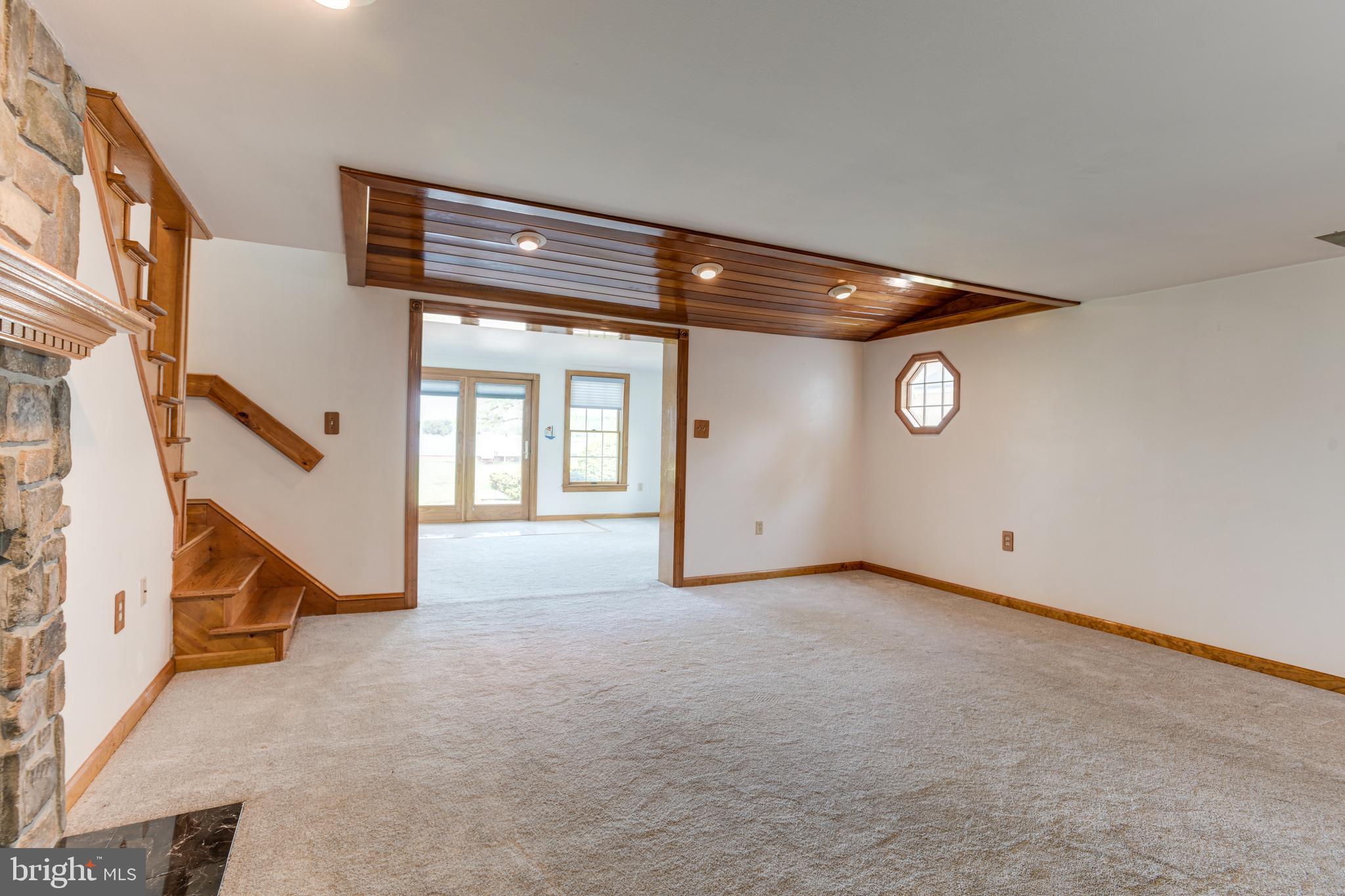 LONG BEACH ESTATES - Residential