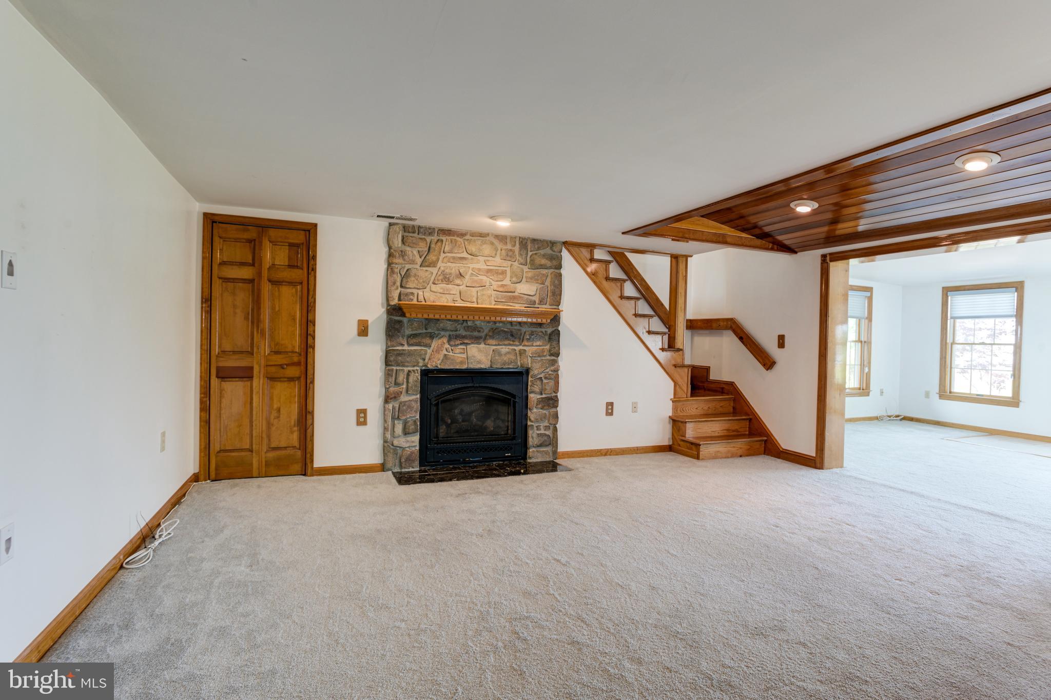 LONG BEACH ESTATES - Residential