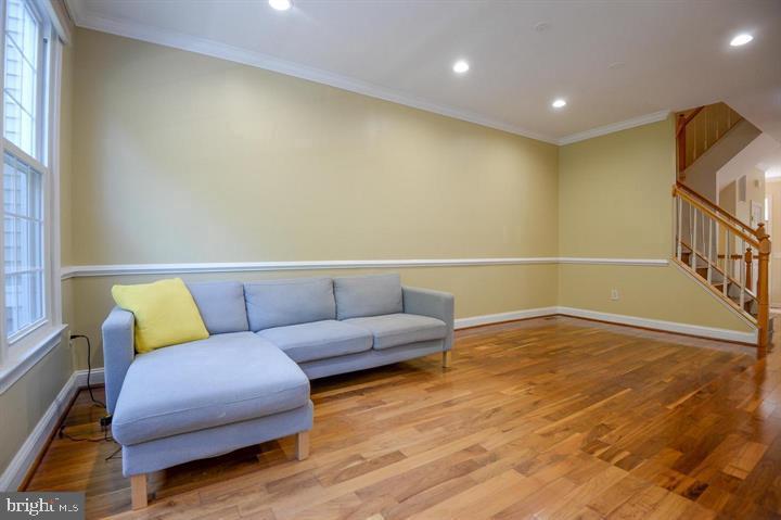 VIRGINIA CENTER - Residential Lease